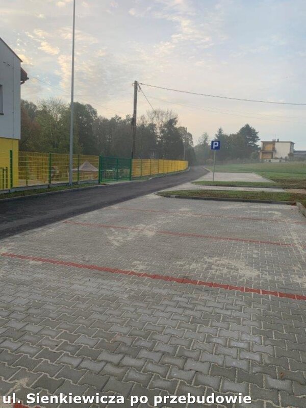 Powiększ: