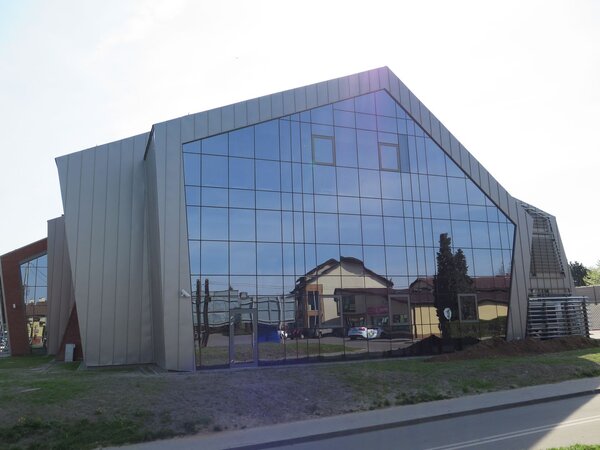 Powiększ: