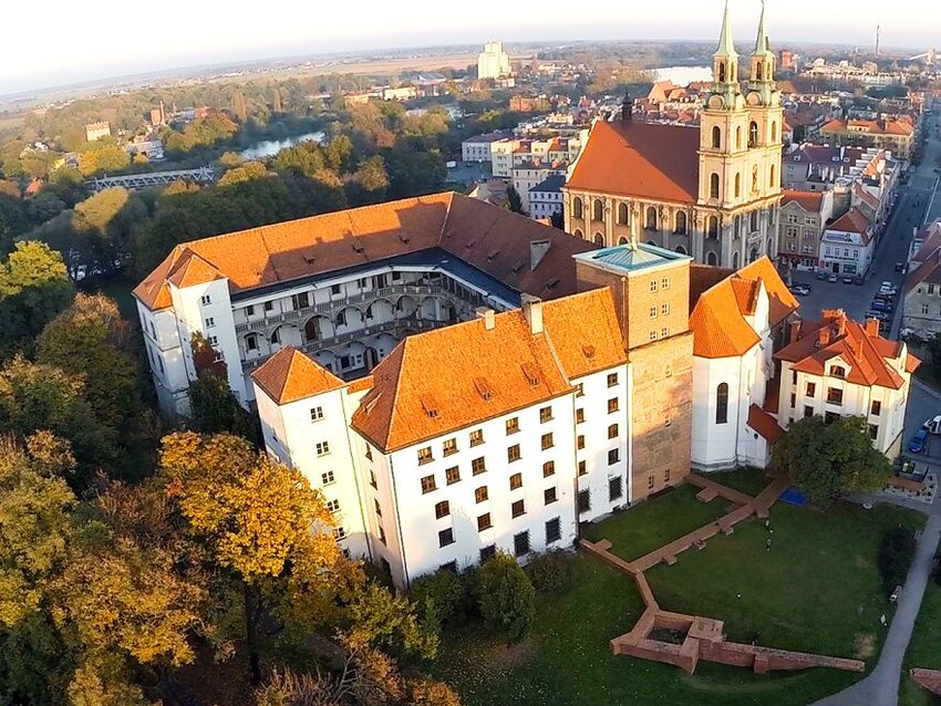 Powiększ: