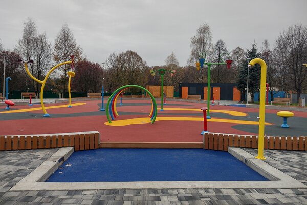 Powiększ: