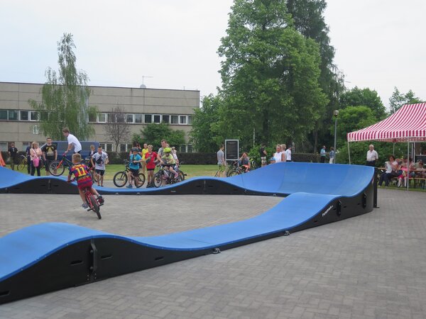 Powiększ:
